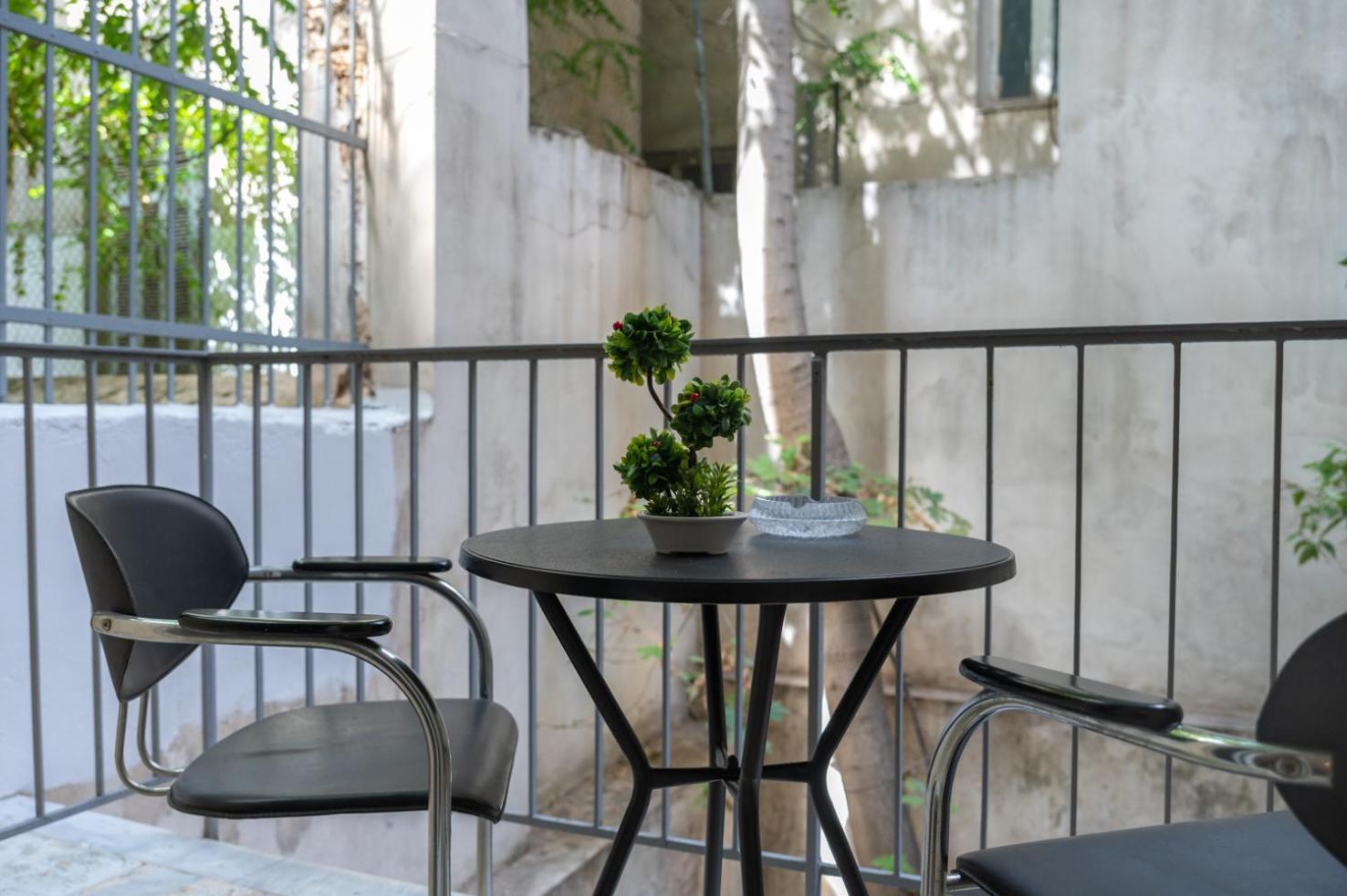 Entire Apt, 2 Bdrm, City Center 雅典 外观 照片